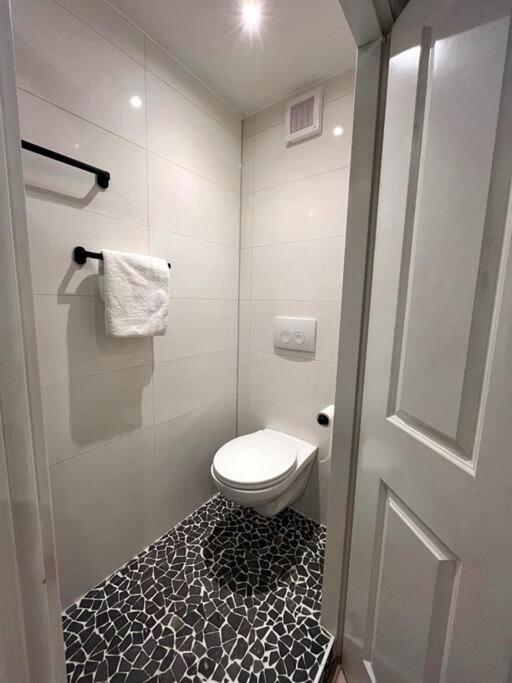 Gezellig Appartement, Gerenoveerd Eind 2022 Тилбург Экстерьер фото
